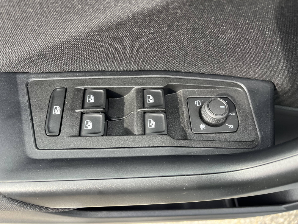 Acheter Volkswagen T-Roc T-Roc 1.5 TSI EVO2 150 Start/Stop DSG7 VW Edition 5p occasion dans les concessions du Groupe Faurie