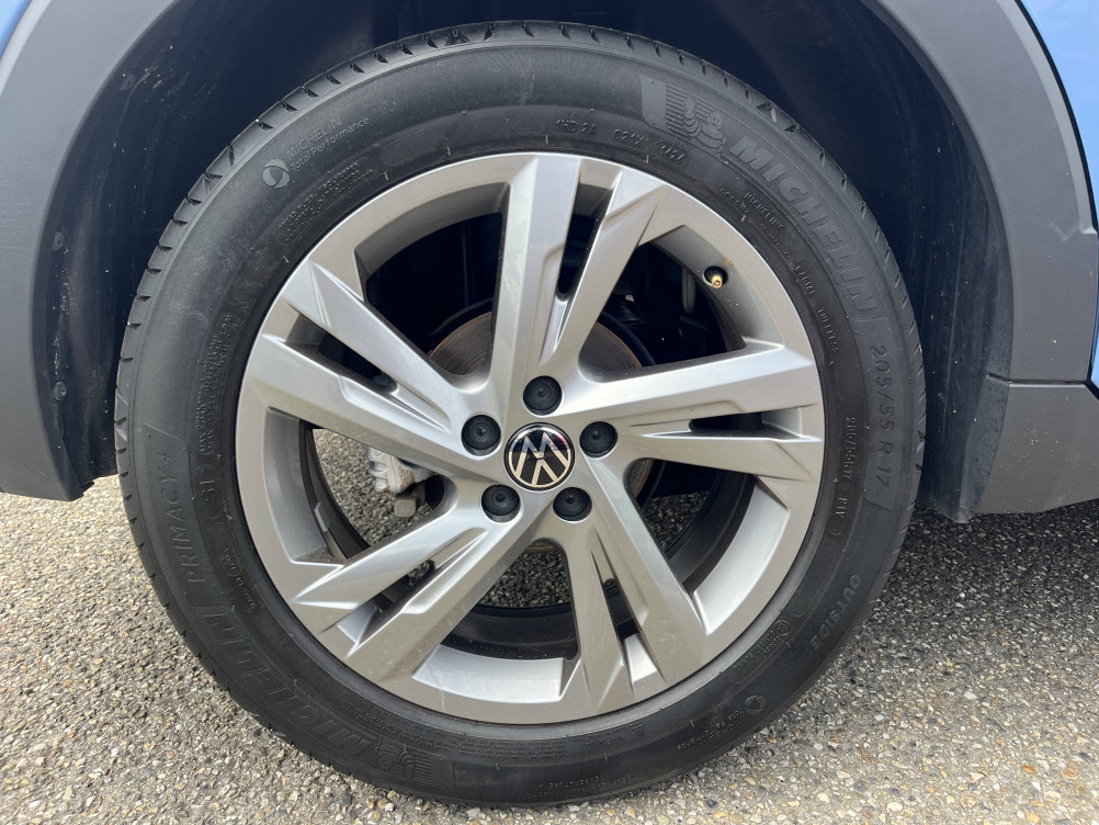 Acheter Volkswagen T-Cross T-Cross 1.0 TSI 116 Start/Stop DSG7 R-Line 5p occasion dans les concessions du Groupe Faurie