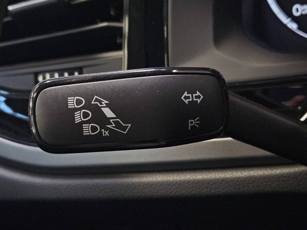 Acheter Volkswagen Polo Polo 1.6 TDI 95 S&S BVM5 Confortline Business 5p occasion dans les concessions du Groupe Faurie