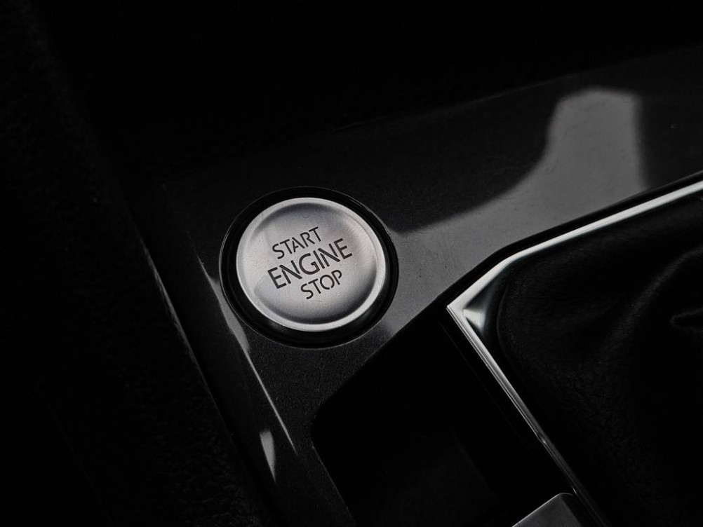 Acheter Volkswagen Tiguan Tiguan 2.0 TDI 150ch DSG7 R-Line 5p occasion dans les concessions du Groupe Faurie