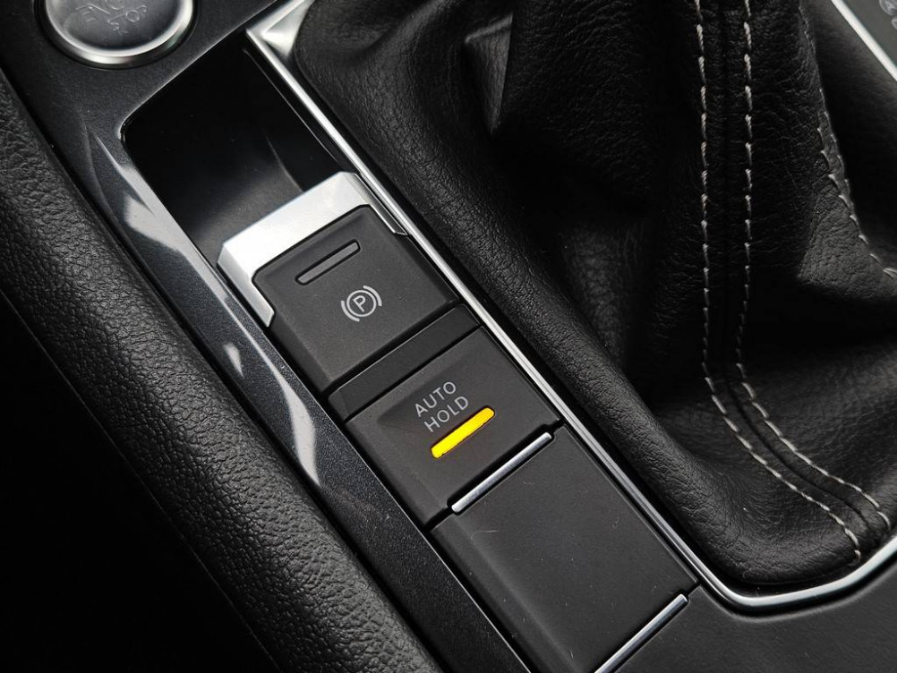 Acheter Volkswagen Tiguan Tiguan 2.0 TDI 150ch DSG7 R-Line 5p occasion dans les concessions du Groupe Faurie