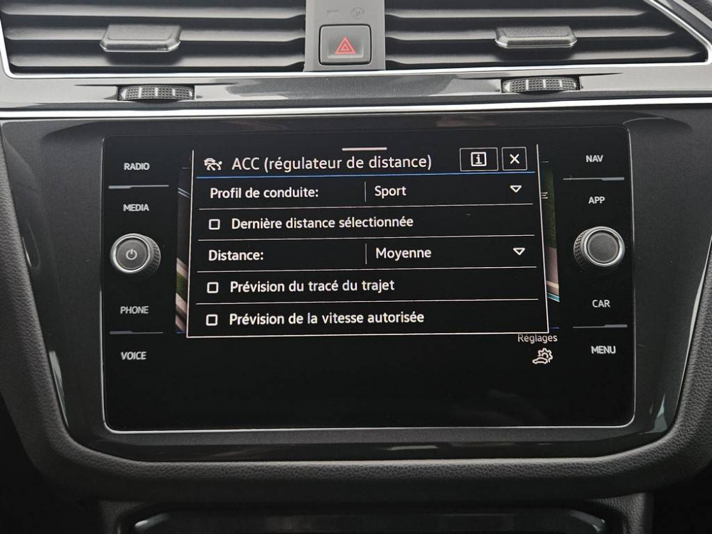 Acheter Volkswagen Tiguan Tiguan 2.0 TDI 150ch DSG7 R-Line 5p occasion dans les concessions du Groupe Faurie