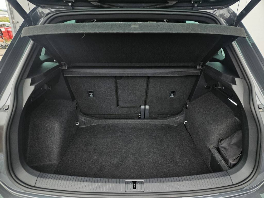 Acheter Volkswagen Tiguan Tiguan 2.0 TDI 150ch DSG7 R-Line 5p occasion dans les concessions du Groupe Faurie