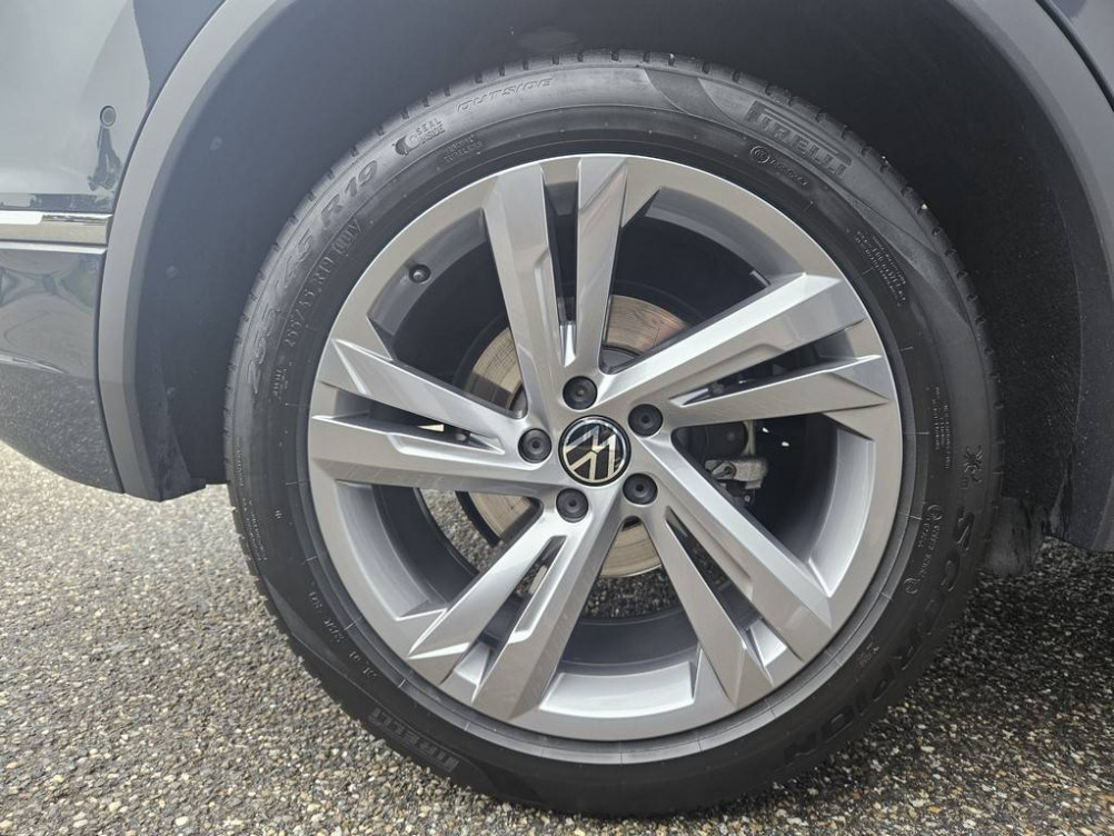 Acheter Volkswagen Tiguan Tiguan 2.0 TDI 150ch DSG7 R-Line 5p occasion dans les concessions du Groupe Faurie