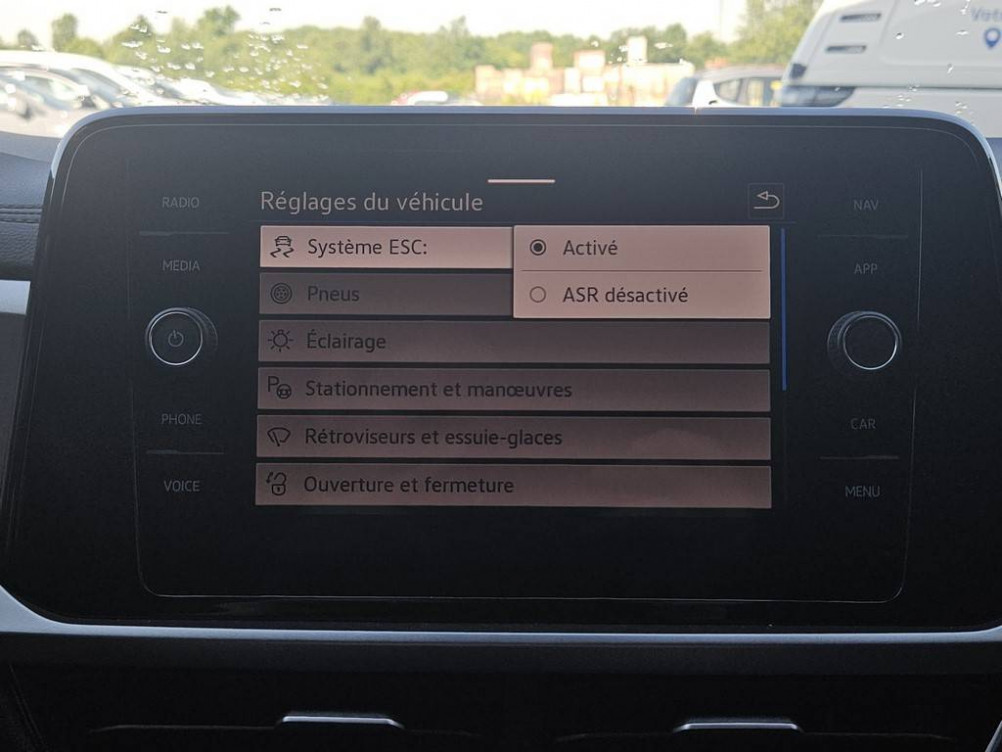 Acheter Volkswagen T-Roc T-Roc 1.0 TSI 116 Start/Stop BVM6 VW Edition 5p occasion dans les concessions du Groupe Faurie