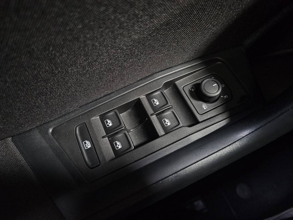 Acheter Volkswagen T-Roc T-Roc 1.0 TSI 116 Start/Stop BVM6 VW Edition 5p occasion dans les concessions du Groupe Faurie