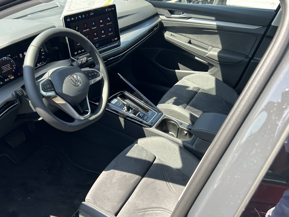 Acheter Volkswagen Golf Golf 1.5 eHybrid 204 DSG6 Style 5p neuf dans les concessions du Groupe Faurie