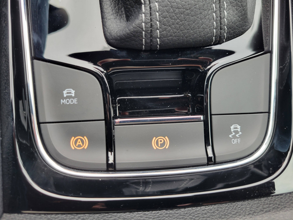 Acheter Skoda Karoq Karoq 1.5 TSI Evo 2 150 ch ACT DSG7 Sportline 5p neuf dans les concessions du Groupe Faurie