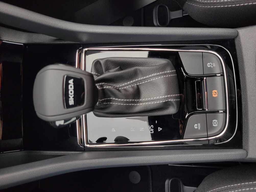 Acheter Skoda Karoq Karoq 1.5 TSI Evo 2 150 ch ACT DSG7 Sportline 5p neuf dans les concessions du Groupe Faurie