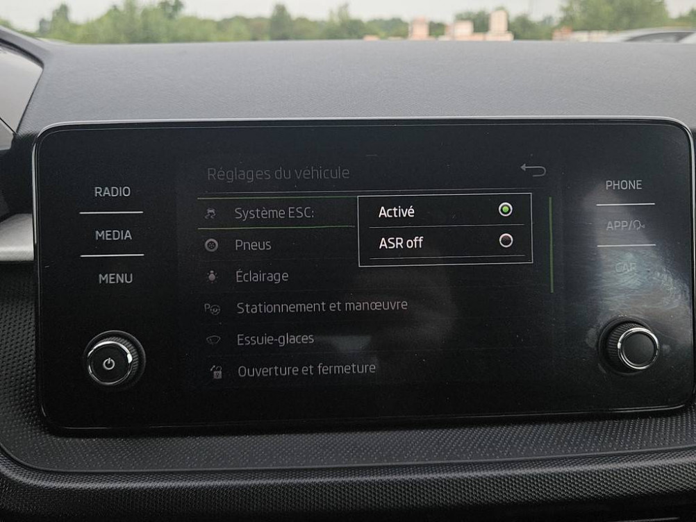 Acheter Skoda Fabia Fabia 1.0 TSI 95 ch BVM5 Ambition 5p occasion dans les concessions du Groupe Faurie