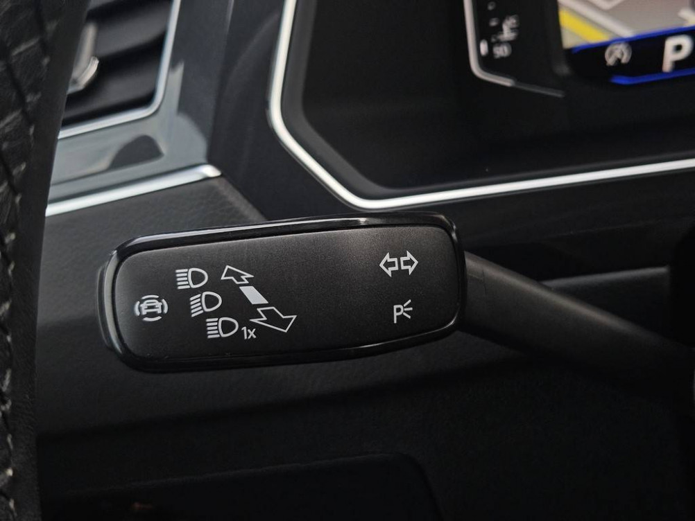 Acheter Volkswagen Tiguan Tiguan 2.0 TDI 150ch DSG7 4Motion R-Line 5p occasion dans les concessions du Groupe Faurie