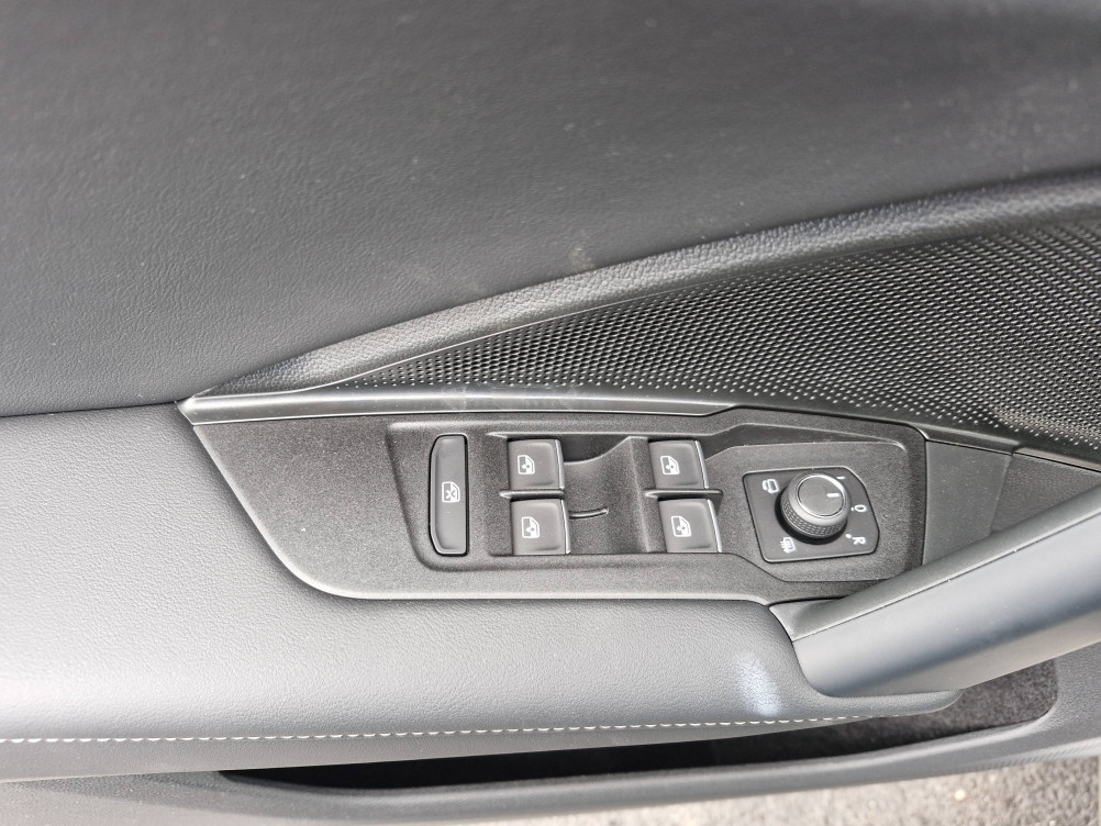Acheter Volkswagen Tiguan Tiguan 2.0 TDI 150ch DSG7 R-Line Edition 5p neuf dans les concessions du Groupe Faurie