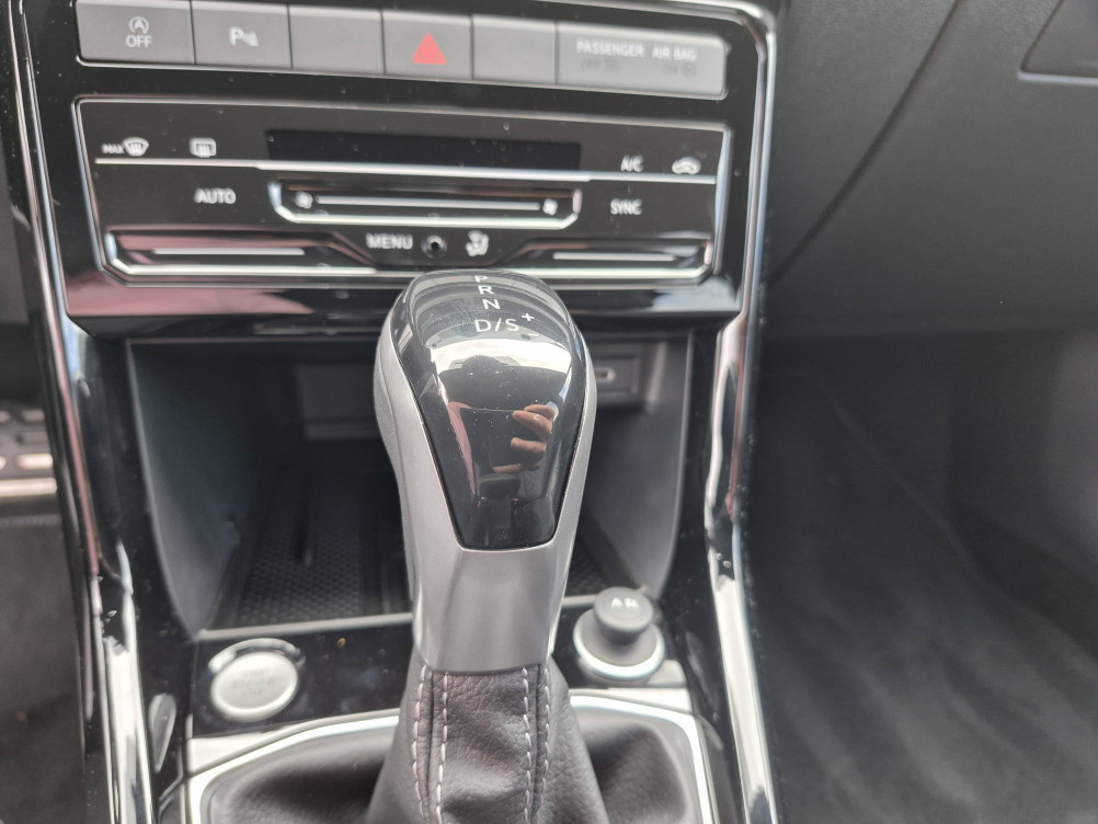Acheter Volkswagen T-Cross T-Cross 1.0 TSI 116 Start/Stop DSG7 R-Line Edition 5p neuf dans les concessions du Groupe Faurie