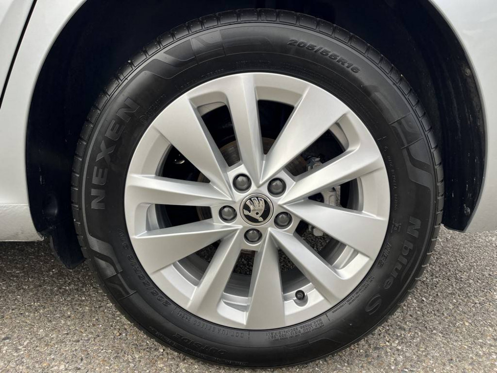 Acheter Skoda Scala Scala 1.5 TSI 150 ch DSG7 ACT Selection 5p occasion dans les concessions du Groupe Faurie