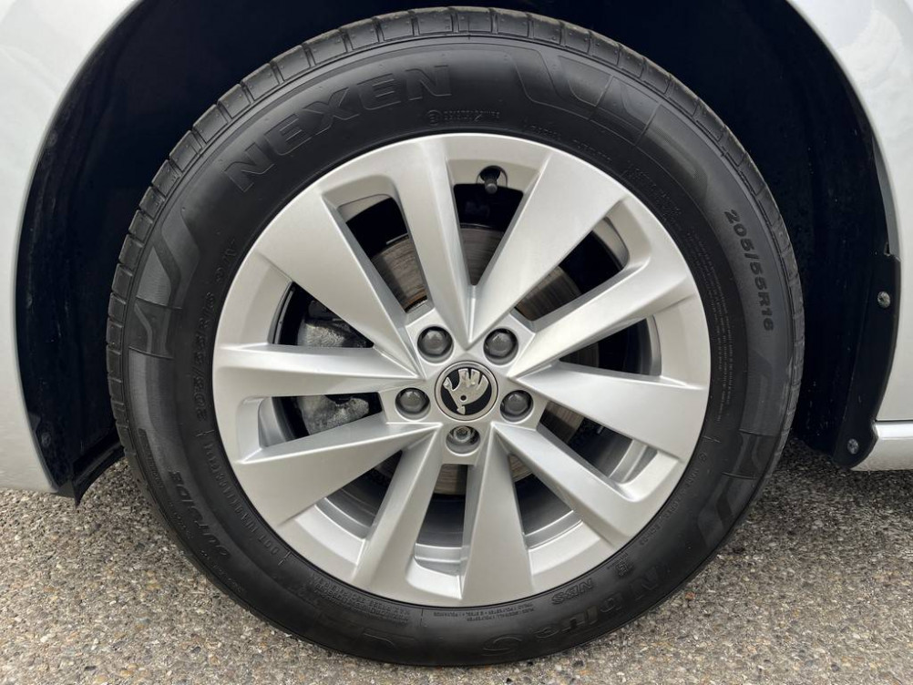 Acheter Skoda Scala Scala 1.5 TSI 150 ch DSG7 ACT Selection 5p occasion dans les concessions du Groupe Faurie