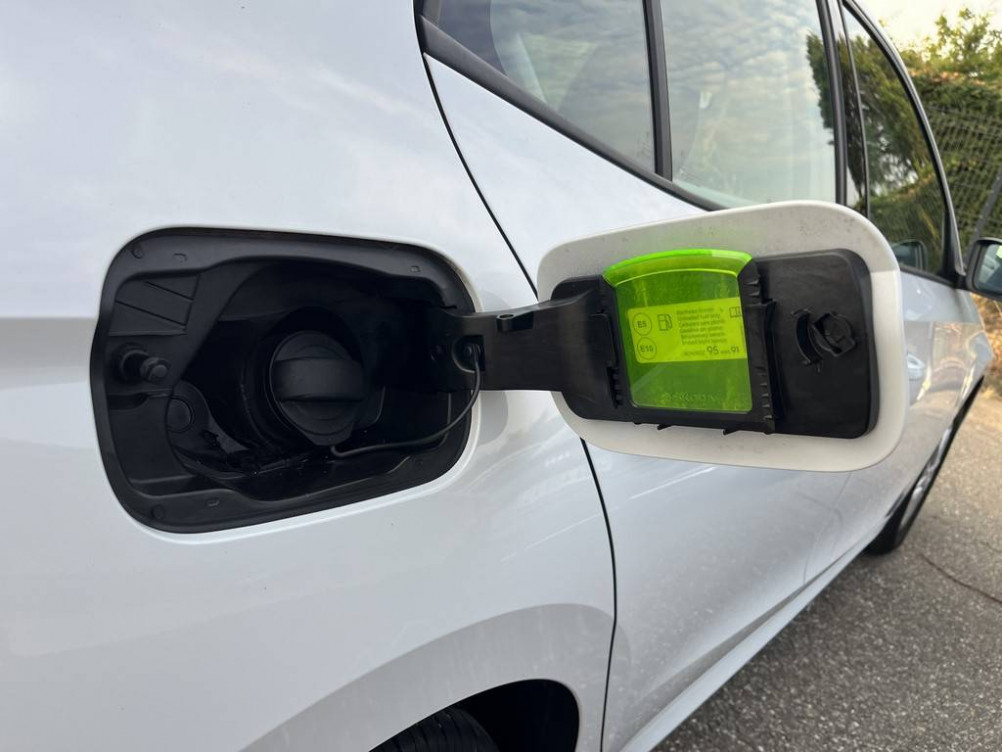 Acheter Skoda Fabia Fabia 1.0 MPI 65 ch BVM5 Ambition 5p occasion dans les concessions du Groupe Faurie