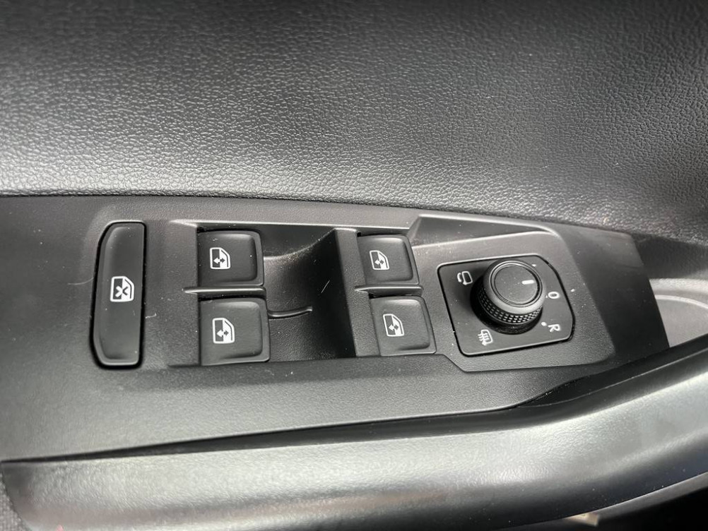 Acheter Volkswagen Polo Polo 1.0 TSI 95 S&S DSG7 VW Edition 5p occasion dans les concessions du Groupe Faurie
