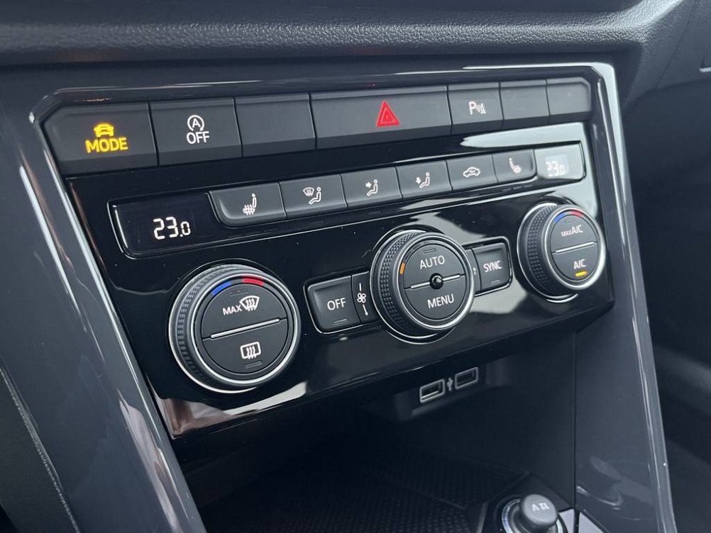 Acheter Volkswagen T-Roc T-Roc 1.5 TSI 150 EVO Start/Stop BVM6 R-Line 5p occasion dans les concessions du Groupe Faurie
