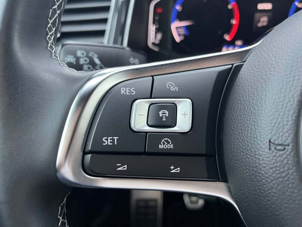 Acheter Volkswagen T-Roc T-Roc 1.5 TSI 150 EVO Start/Stop BVM6 R-Line 5p occasion dans les concessions du Groupe Faurie
