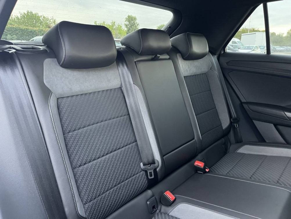 Acheter Volkswagen T-Roc T-Roc 1.5 TSI 150 EVO Start/Stop BVM6 R-Line 5p occasion dans les concessions du Groupe Faurie