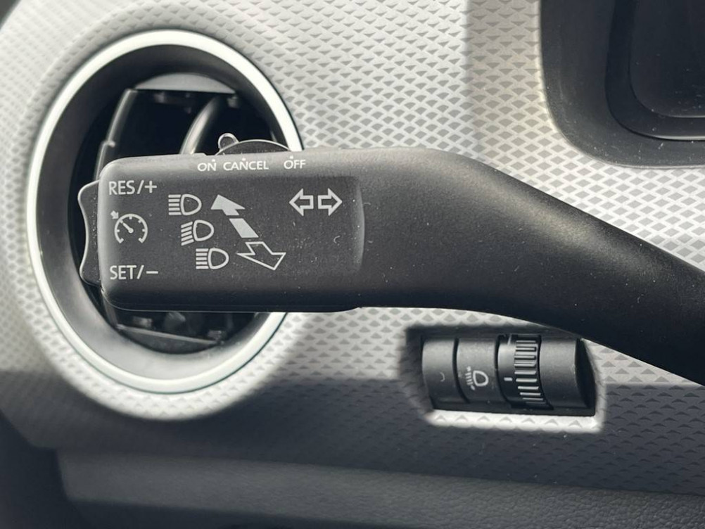 Acheter Volkswagen Up Up 1.0 65 BlueMotion Technology BVM5 Active 5p occasion dans les concessions du Groupe Faurie