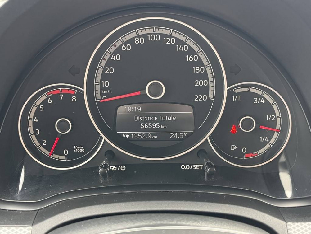 Acheter Volkswagen Up Up 1.0 65 BlueMotion Technology BVM5 Active 5p occasion dans les concessions du Groupe Faurie