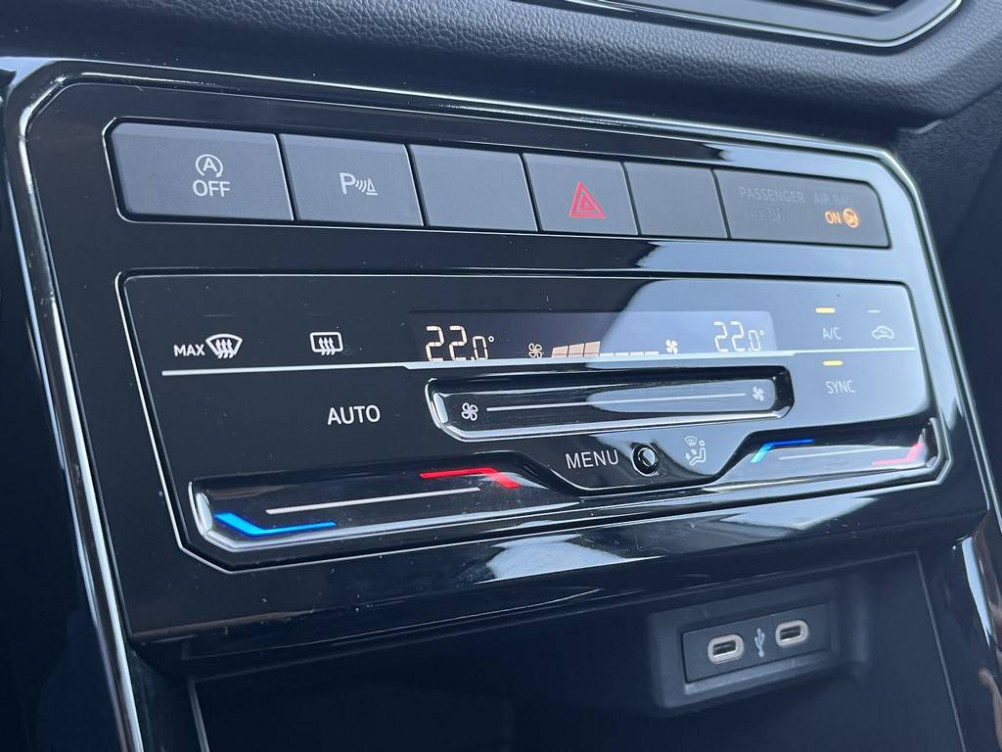 Acheter Volkswagen T-Cross T-Cross 1.0 TSI 115 Start/Stop DSG7 Life Plus 5p occasion dans les concessions du Groupe Faurie