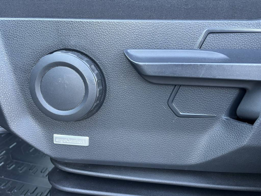 Acheter Volkswagen Crafter CRAFTER VAN 35 L3H3 2.0 TDI 140 CH BUSINESS LINE 4p occasion dans les concessions du Groupe Faurie