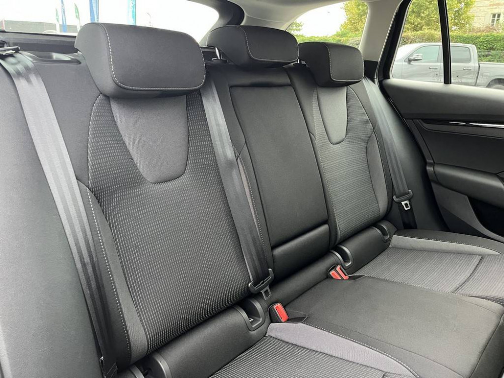 Acheter Skoda Octavia Octavia Combi 2.0 TDI 150 ch SCR DSG7 Selection 5p occasion dans les concessions du Groupe Faurie