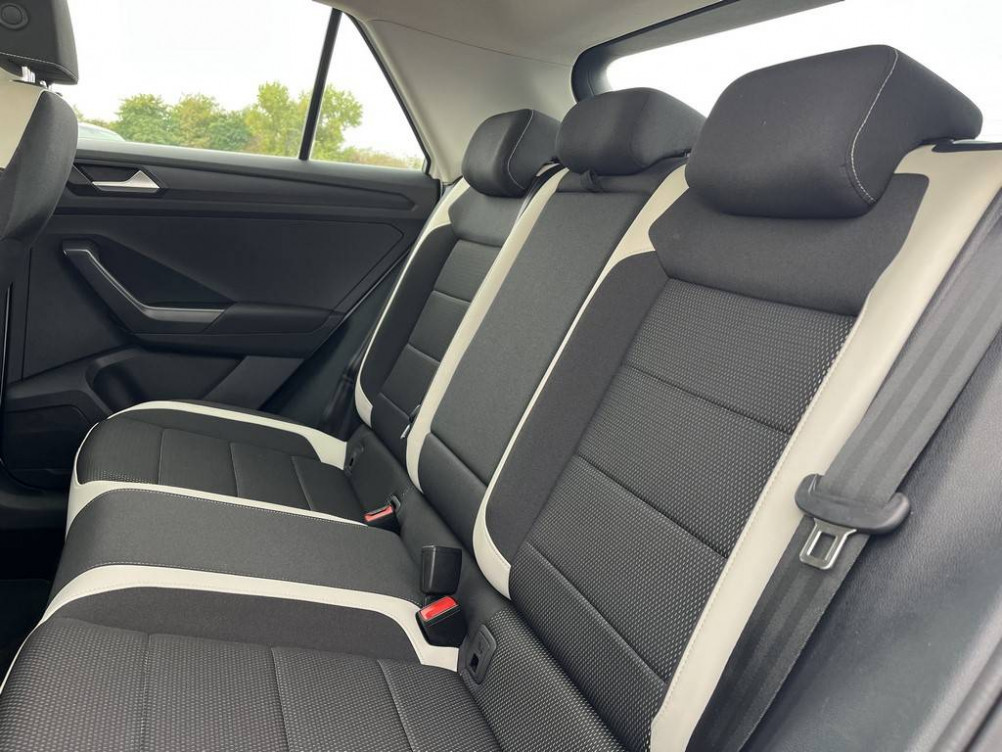 Acheter Volkswagen T-Roc T-Roc 1.5 TSI 150 EVO Start/Stop DSG7 Carat 5p occasion dans les concessions du Groupe Faurie