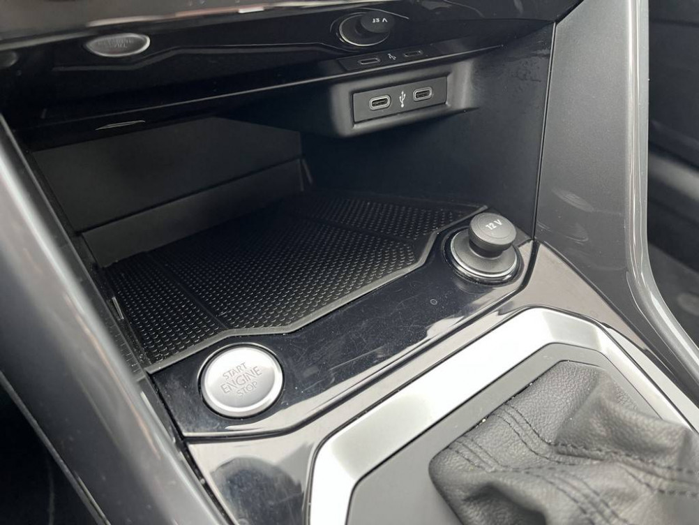 Acheter Volkswagen T-Roc T-Roc 1.5 TSI 150 EVO Start/Stop DSG7 Carat 5p occasion dans les concessions du Groupe Faurie