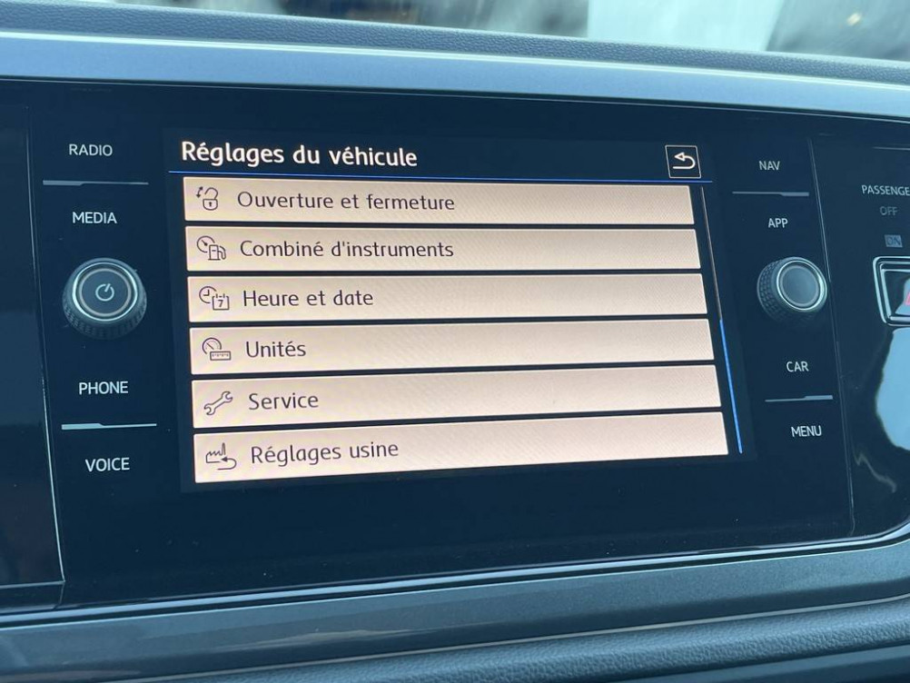 Acheter Volkswagen Polo Polo 1.0 TSI 115 S&S DSG7 R-Line 5p occasion dans les concessions du Groupe Faurie