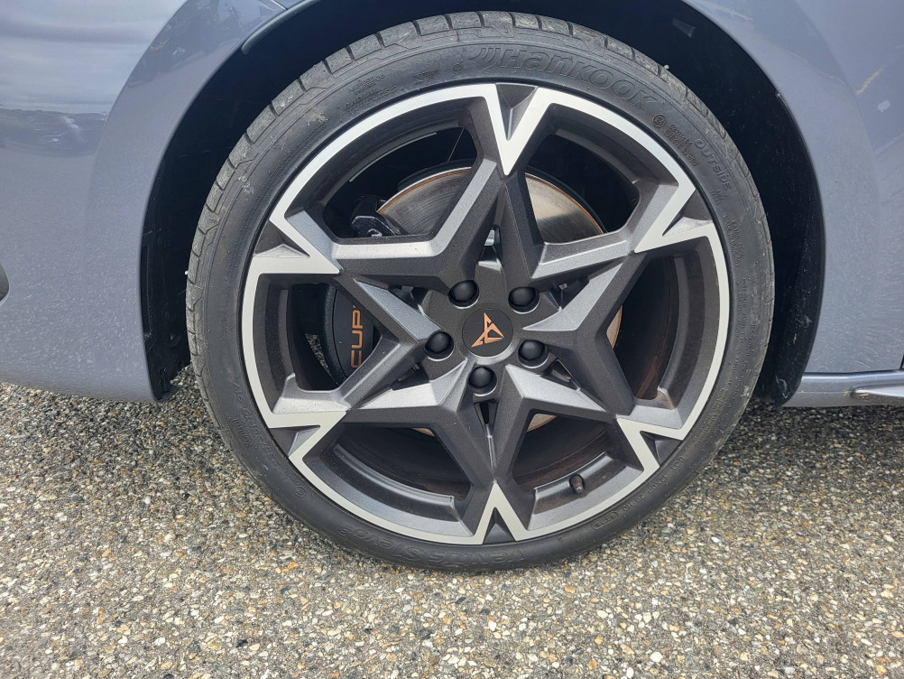 Acheter Cupra Leon Leon eHybrid 272 ch DSG6 VZ 5p neuf dans les concessions du Groupe Faurie