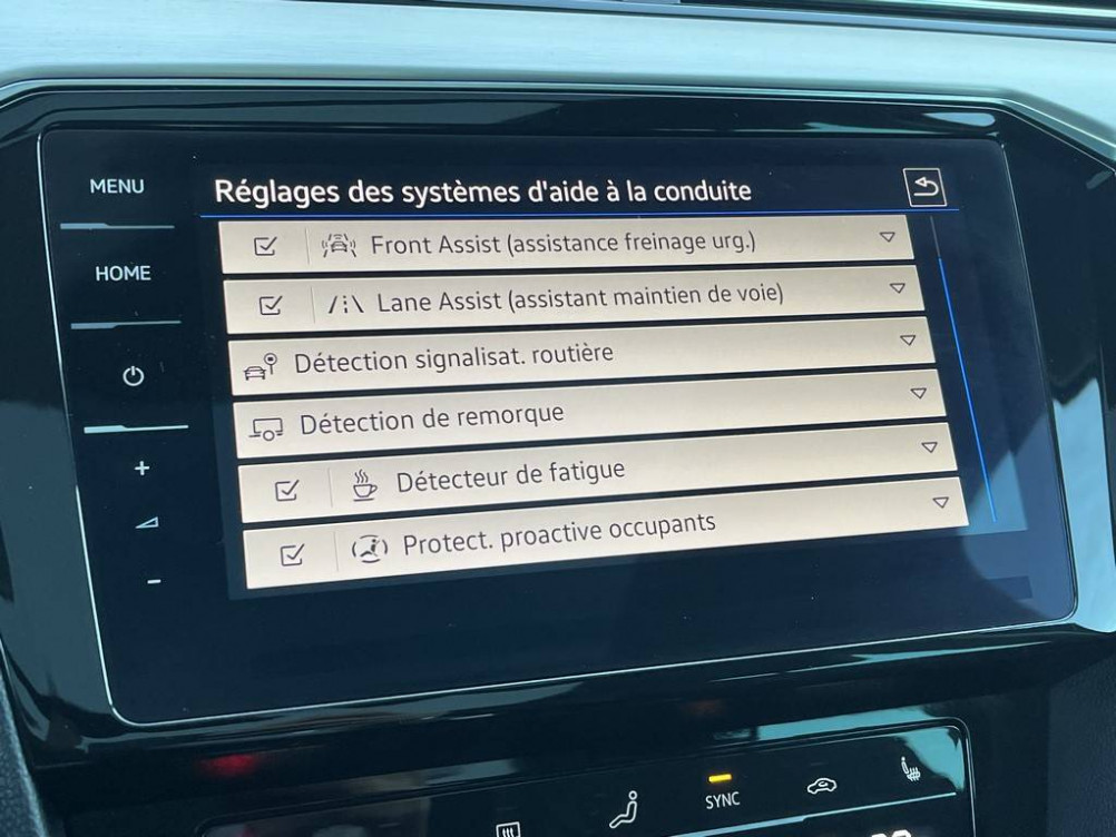 Acheter Volkswagen Passat Passat SW 2.0 TDI EVO SCR 200 DSG7 4Motion Lounge 5p occasion dans les concessions du Groupe Faurie