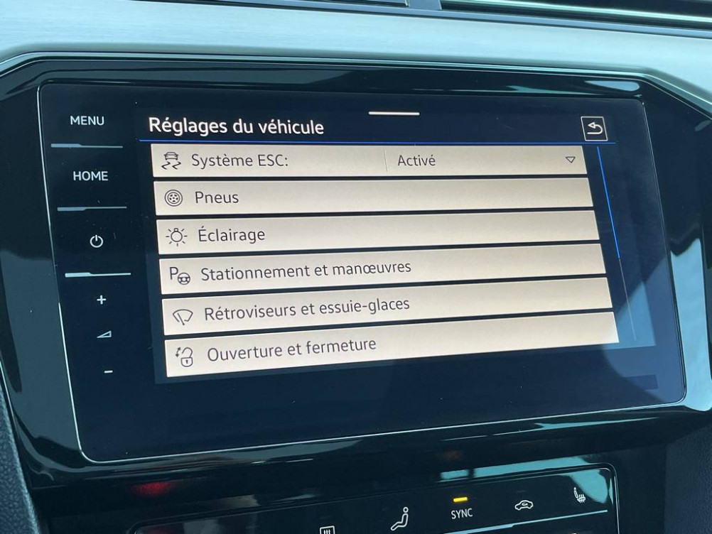 Acheter Volkswagen Passat Passat SW 2.0 TDI EVO SCR 200 DSG7 4Motion Lounge 5p occasion dans les concessions du Groupe Faurie