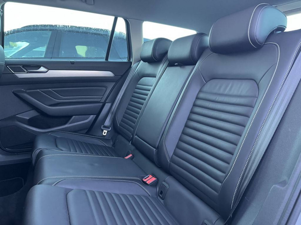 Acheter Volkswagen Passat Passat SW 2.0 TDI EVO SCR 200 DSG7 4Motion Lounge 5p occasion dans les concessions du Groupe Faurie