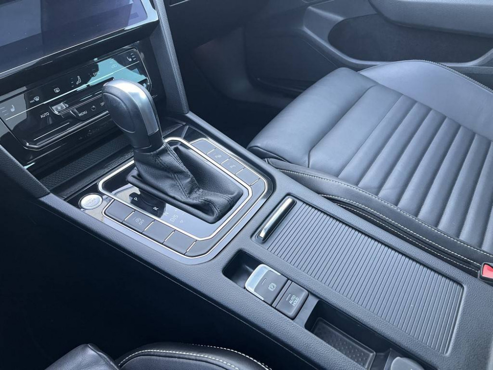 Acheter Volkswagen Passat Passat SW 2.0 TDI EVO SCR 200 DSG7 4Motion Lounge 5p occasion dans les concessions du Groupe Faurie