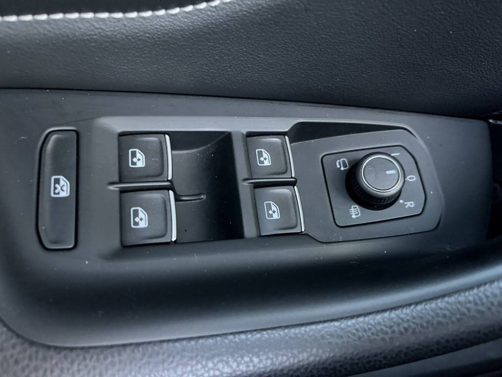 Acheter Volkswagen Passat Passat SW 2.0 TDI EVO SCR 200 DSG7 4Motion Lounge 5p occasion dans les concessions du Groupe Faurie