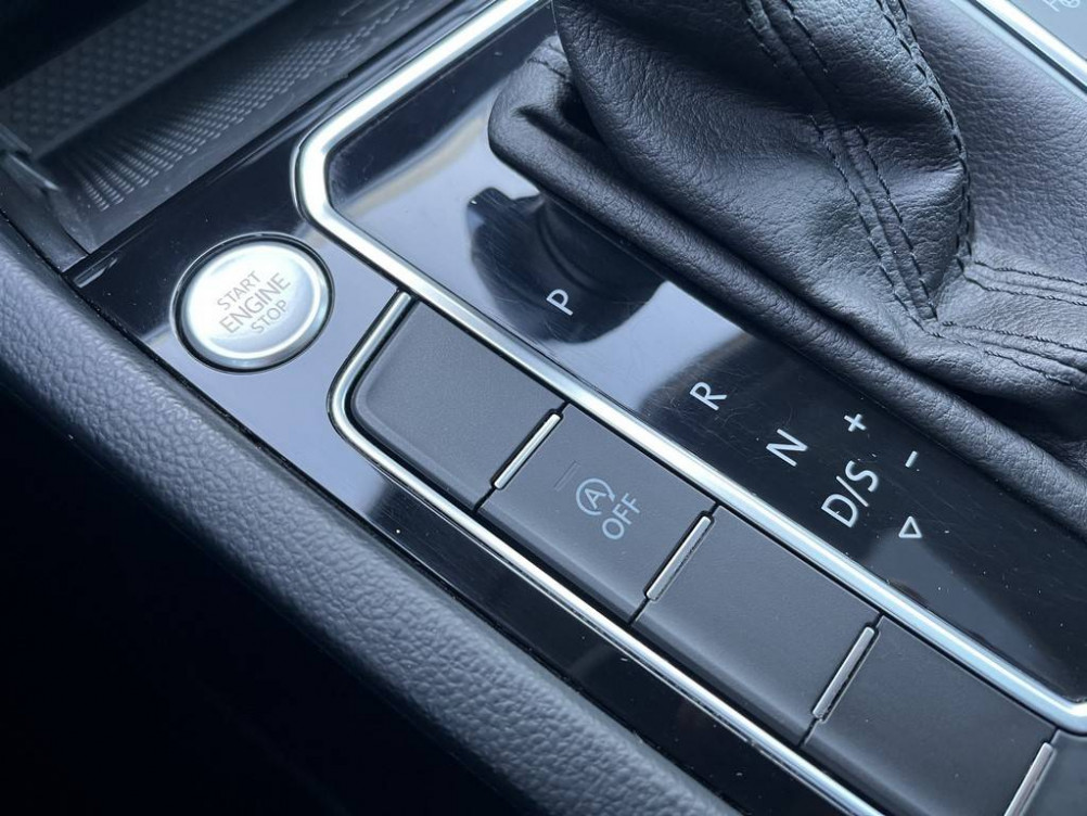 Acheter Volkswagen Passat Passat SW 2.0 TDI EVO SCR 200 DSG7 4Motion Lounge 5p occasion dans les concessions du Groupe Faurie