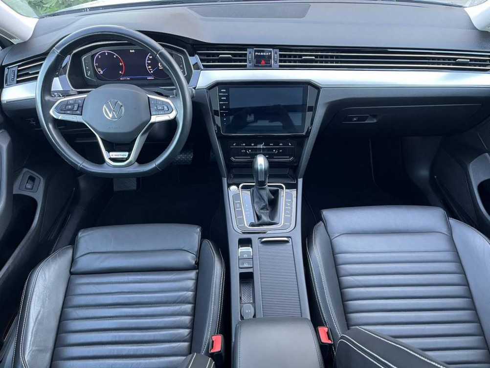 Acheter Volkswagen Passat Passat SW 2.0 TDI EVO SCR 200 DSG7 4Motion Lounge 5p occasion dans les concessions du Groupe Faurie