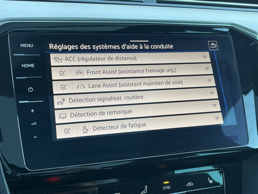 Acheter Volkswagen Passat Passat SW 2.0 TDI EVO SCR 200 DSG7 4Motion Lounge 5p occasion dans les concessions du Groupe Faurie