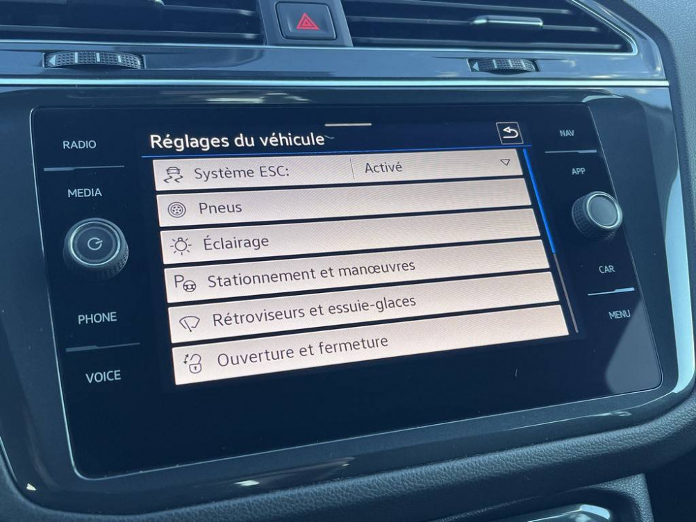 Acheter Volkswagen Tiguan Tiguan 2.0 TDI 150ch DSG7 Business 5p occasion dans les concessions du Groupe Faurie