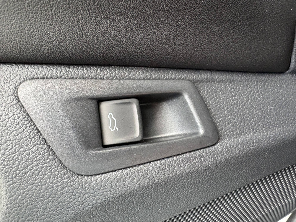 Acheter Volkswagen T-Roc T-Roc 2.0 TDI 150 Start/Stop DSG7 R-Line Edition 5p neuf dans les concessions du Groupe Faurie