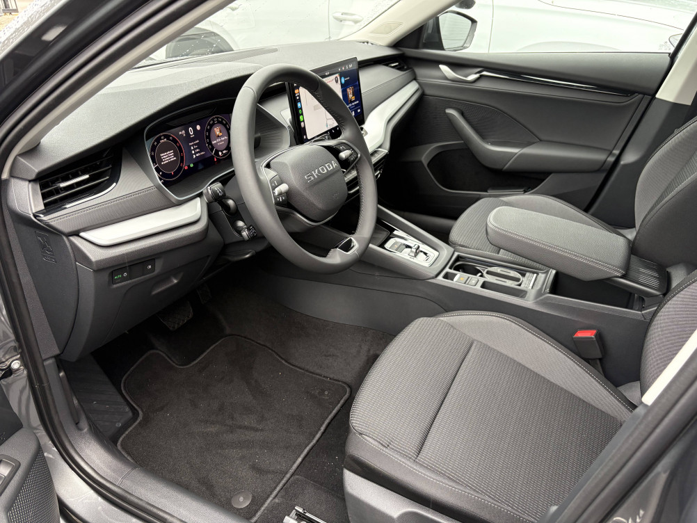 Acheter Skoda Octavia Octavia Combi 2.0 TDI 150 ch SCR DSG7 Selection 5p neuf dans les concessions du Groupe Faurie