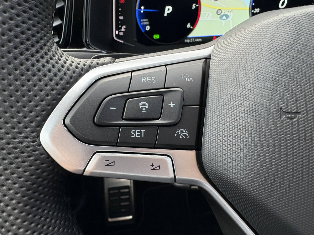 Acheter Volkswagen T-Roc T-Roc 2.0 TDI 150 Start/Stop DSG7 R-Line Edition 5p neuf dans les concessions du Groupe Faurie