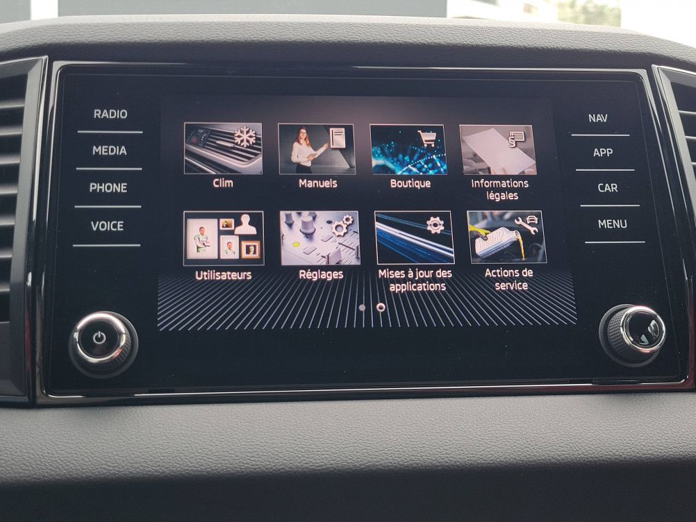 Acheter Skoda Karoq Karoq 1.5 TSI Evo 2 150 ch ACT DSG7 Sportline 5p neuf dans les concessions du Groupe Faurie