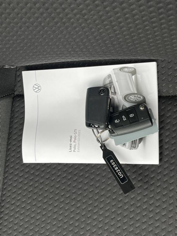 Acheter Volkswagen Polo Polo 1.0 TSI 95 S&S DSG7 VW Edition 5p occasion dans les concessions du Groupe Faurie