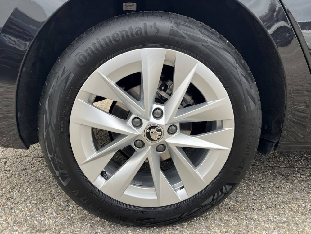 Acheter Skoda Octavia Octavia Combi 2.0 TDI 150 ch SCR DSG7 Selection 5p occasion dans les concessions du Groupe Faurie