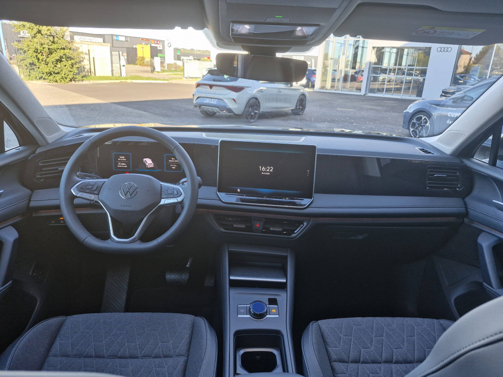 Acheter Volkswagen Tiguan Tiguan 1.5 eHybrid 204ch DSG6 VW Edition 5p neuf dans les concessions du Groupe Faurie