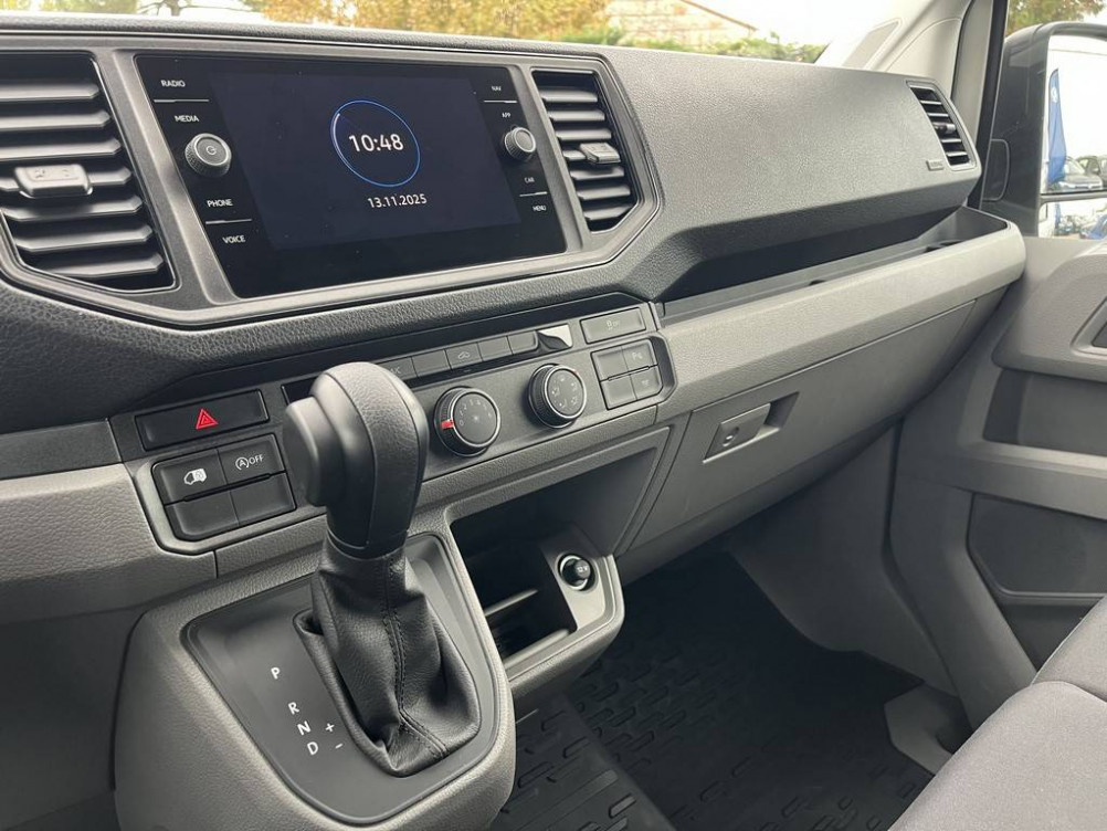 Acheter Volkswagen Crafter CRAFTER VAN 35 L3H3 2.0 TDI 140 CH BVA BUSINESS 4p occasion dans les concessions du Groupe Faurie